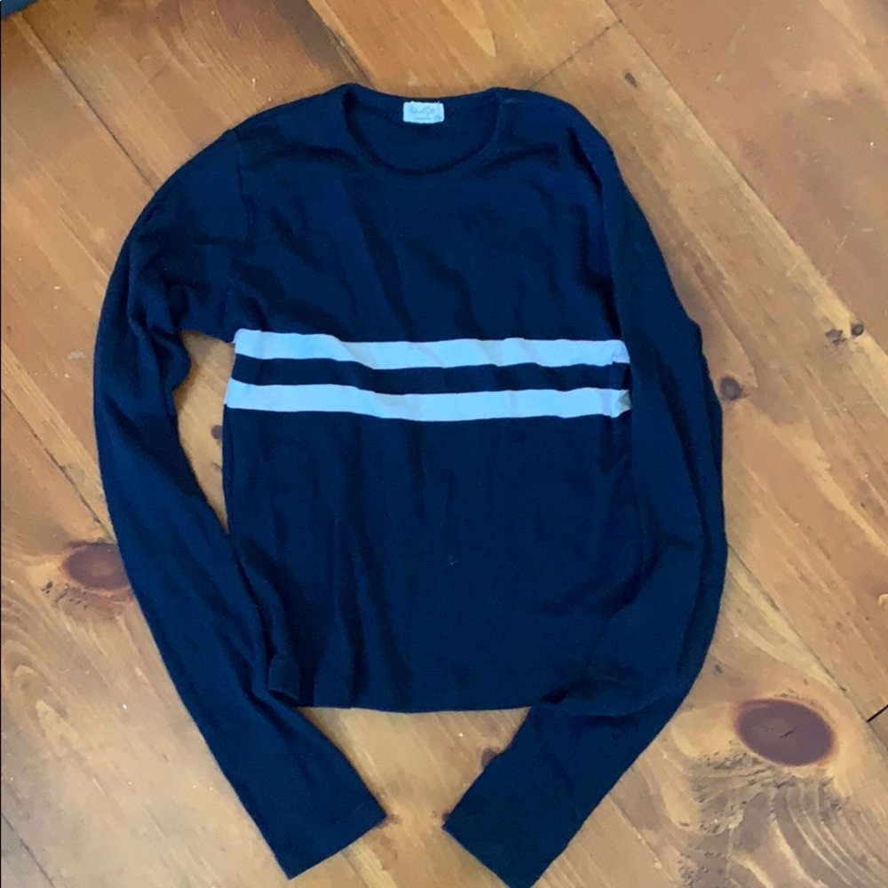 BRANDY MELVILLE NAVY TOP